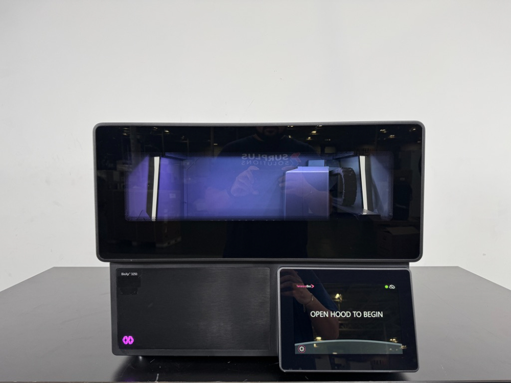 Image of TelesisBio BioXp 3250 Benchtop Biology Workstation